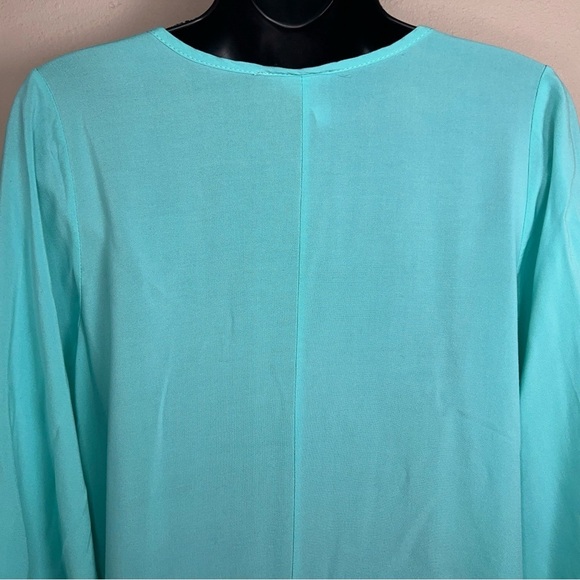 MEDIUM MINT BLUE TUNIC TOP VNECK DANGLE ACCENT BOHO BOHEMIAN ROSE DE PARIS - Picture 5 of 13